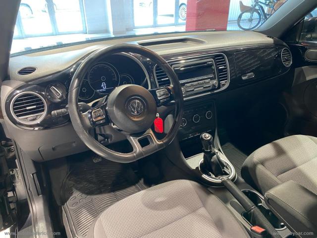Auto - Volkswagen maggiolino 1.6