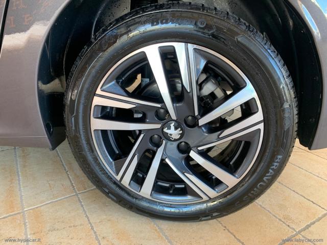 Auto - Peugeot 208 puretech 100 s&s 5p. allure