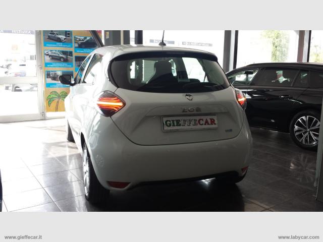 Auto - Renault zoe zen r135