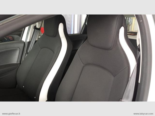 Auto - Renault zoe zen r135