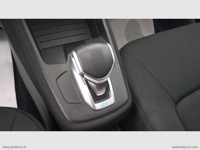 Auto - Renault zoe zen r135