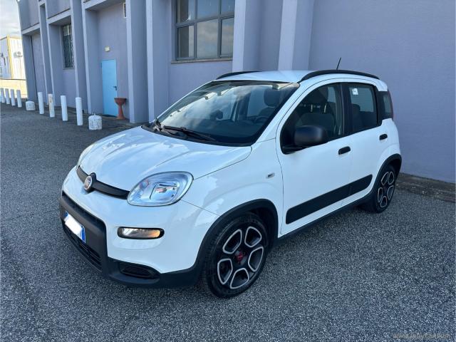 Auto - Fiat panda 1.0 firefly s&s hybrid city life