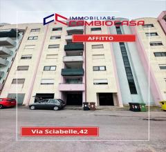 Appartamenti in Vendita - Appartamento in affitto a taranto lama