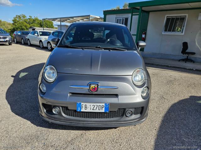 Auto - Abarth 500 1.4 turbo t-jet custom