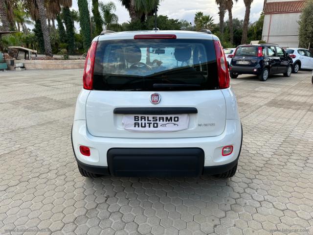 Auto - Fiat panda 1.0 firefly s&s hybrid