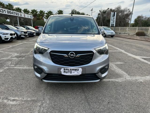 Auto - Opel combo life 1.5d innovation