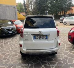 Auto - Toyota rav4 crossover 2.2 d-cat a/t 150 cv lux.