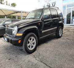 Auto - Jeep cherokee 2.8 crd limited