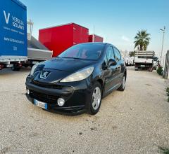 Auto - Peugeot 207 1.4 vti 95 cv problema motore