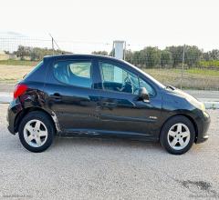 Auto - Peugeot 207 1.4 vti 95 cv problema motore
