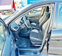Auto - Peugeot 207 1.4 vti 95 cv problema motore