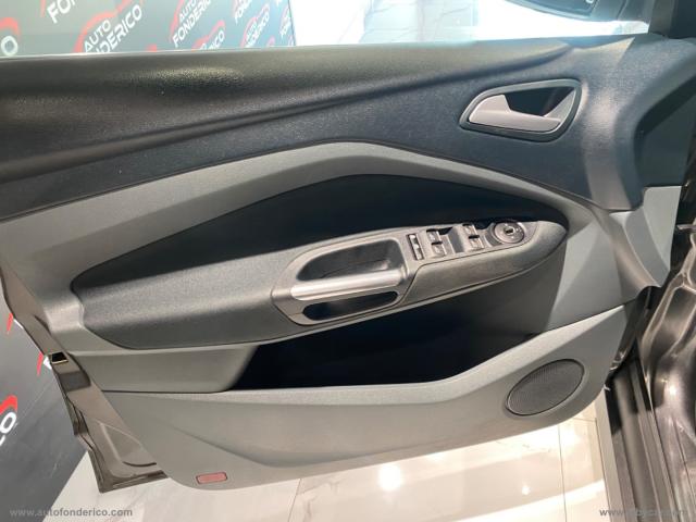 Auto - Ford c-max 1.6 titanium