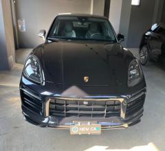 Auto - Porsche cayenne coupÃ© 2.9 v6 s