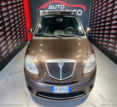 Auto - Lancia ypsilon 1.4 argento gpl