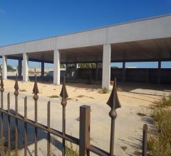 Appartamenti in Vendita - Capannone industriale in vendita a rutigliano periferia