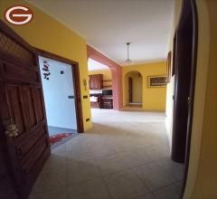 Appartamento in vendita a cinquefrondi zona semicentrale