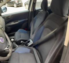 Auto - Fiat bravo 1.4 active