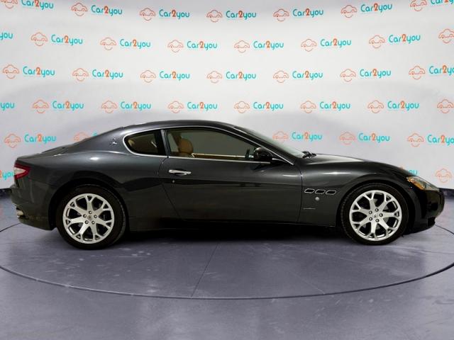 Auto - Maserati granturismo 4.2 v8 405cv
