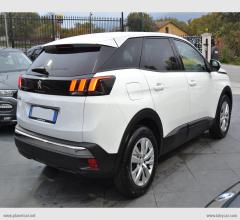 Auto - Peugeot 3008 bluehdi 130 s&s business