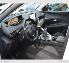 Auto - Peugeot 3008 bluehdi 130 s&s business