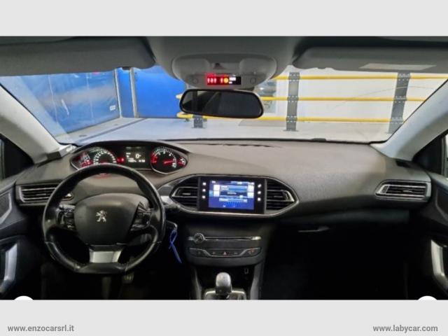 Auto - Peugeot 308 bluehdi 130 s&s eat8 business