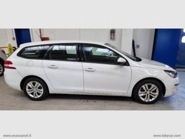 Auto - Peugeot 308 bluehdi 130 s&s eat8 business