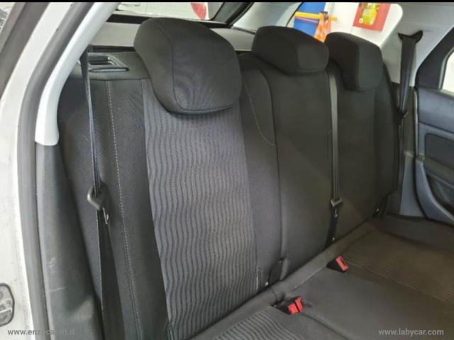 Auto - Peugeot 308 bluehdi 130 s&s eat8 business