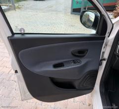 Auto - Lancia ypsilon 1.2 69 cv 5p. gpl ecochic gold