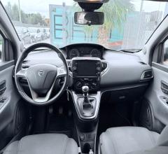 Auto - Lancia ypsilon 1.2 69 cv 5p. gpl ecochic gold