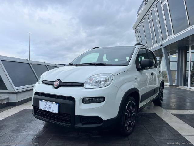 Fiat panda 1.0 firefly s&s hybrid city life