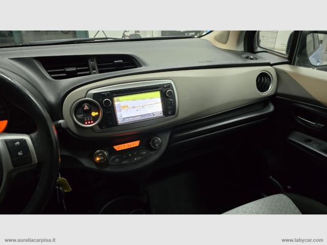 Auto - Toyota yaris 1.4 d-4d 5p. active