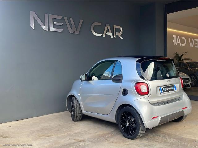 Auto - Smart fortwo 70 1.0 twinamic superpassion
