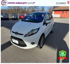 Auto - Ford fiesta 1.4 5p. bz.- gpl titanium