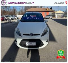 Auto - Ford fiesta 1.4 5p. bz.- gpl titanium
