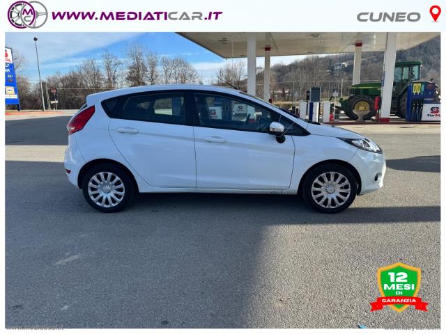 Auto - Ford fiesta 1.4 5p. bz.- gpl titanium