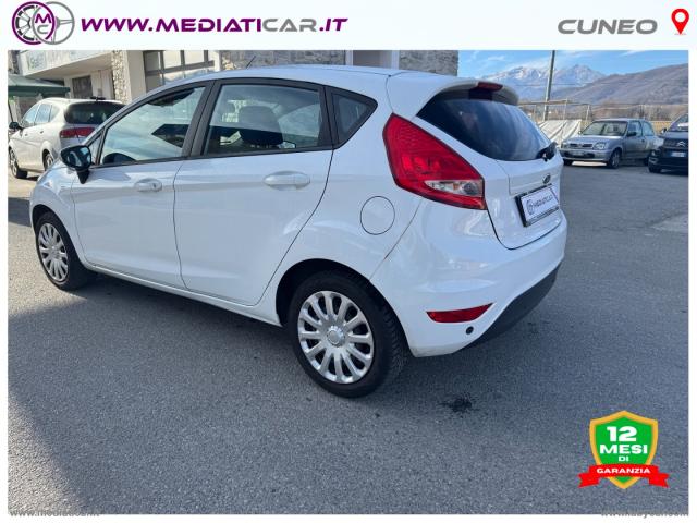 Auto - Ford fiesta 1.4 5p. bz.- gpl titanium