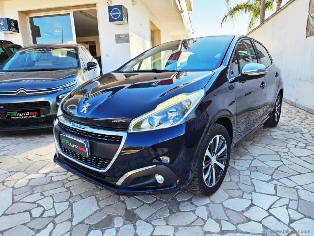 Auto - Peugeot 208 bluehdi 75 5p. allure
