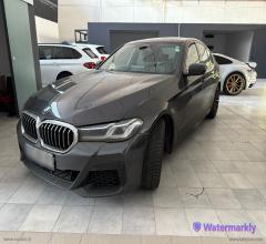 Auto - Bmw 530d 48v msport