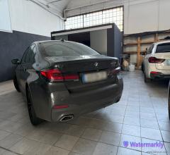 Auto - Bmw 530d 48v msport