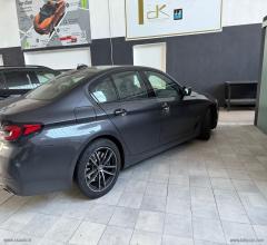 Auto - Bmw 530d 48v msport