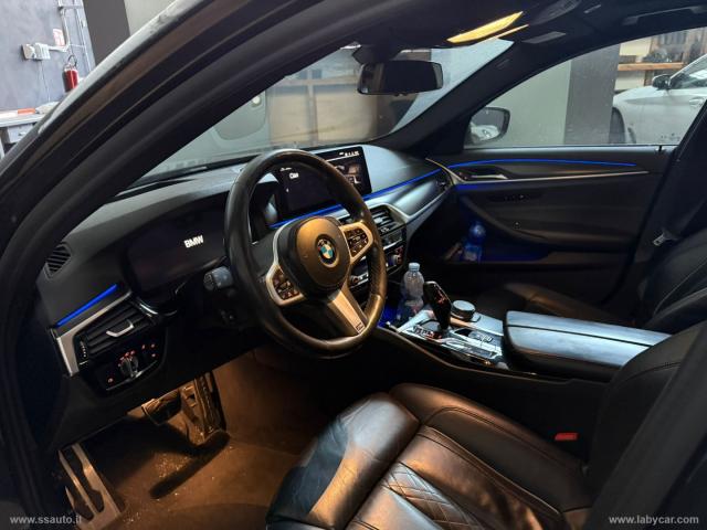 Auto - Bmw 530d 48v msport