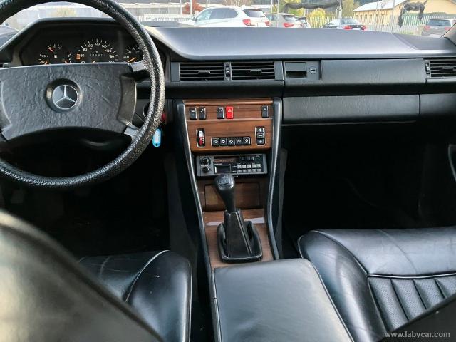 Auto - Mercedes-benz 200 e 2.0 bz 122cv 4 porte