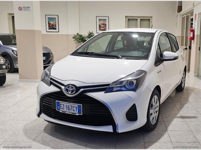 Auto - Toyota yaris 1.5 hybrid 5p. lounge