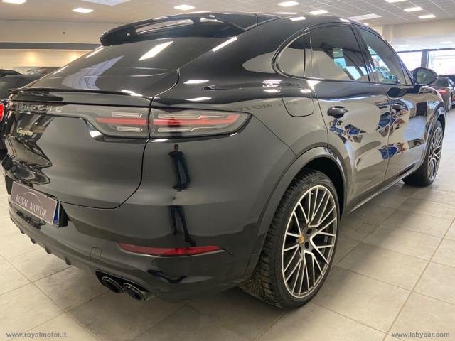 Auto - Porsche cayenne coupÃ¨ 3.0 v6 e-hybrid