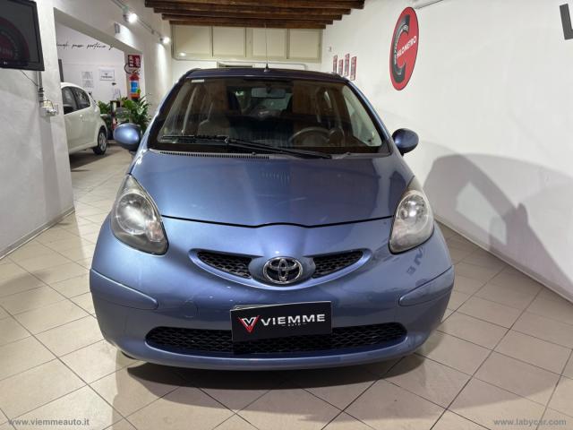Auto - Toyota aygo 1.0 vvt-i 5p. sound