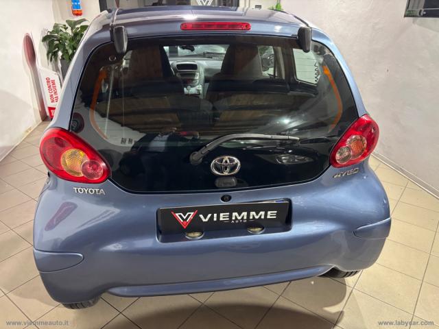 Auto - Toyota aygo 1.0 vvt-i 5p. sound
