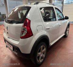 Auto - Dacia sandero stepway 1.6 8v gpl 85 cv