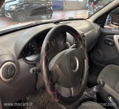 Auto - Dacia sandero stepway 1.6 8v gpl 85 cv