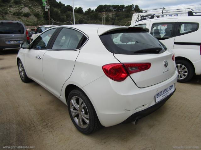 Auto - Alfa romeo giulietta 1.6 jtdm-2 105 cv business