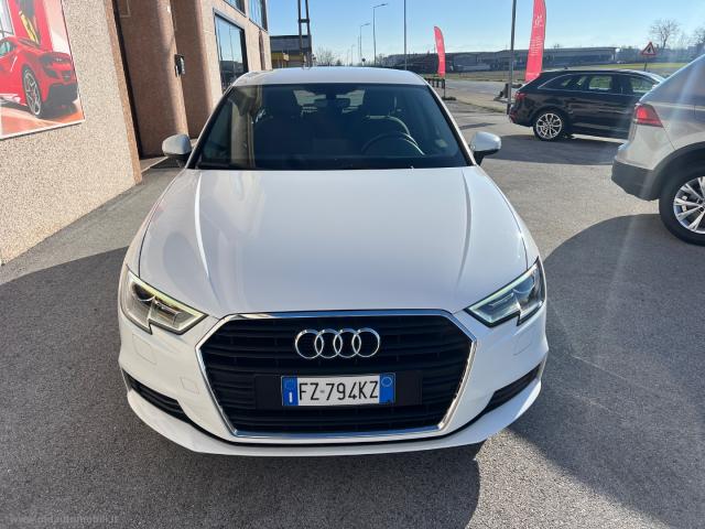 Auto - Audi a3 spb 30 tfsi